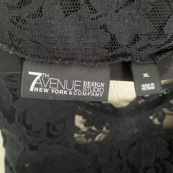 Avenue Black Lace Floral Blouse - Picture 3 of 6